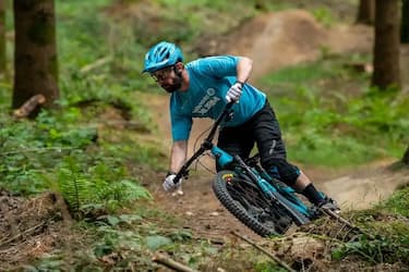 تجهیزات دوچرخه کوهستان